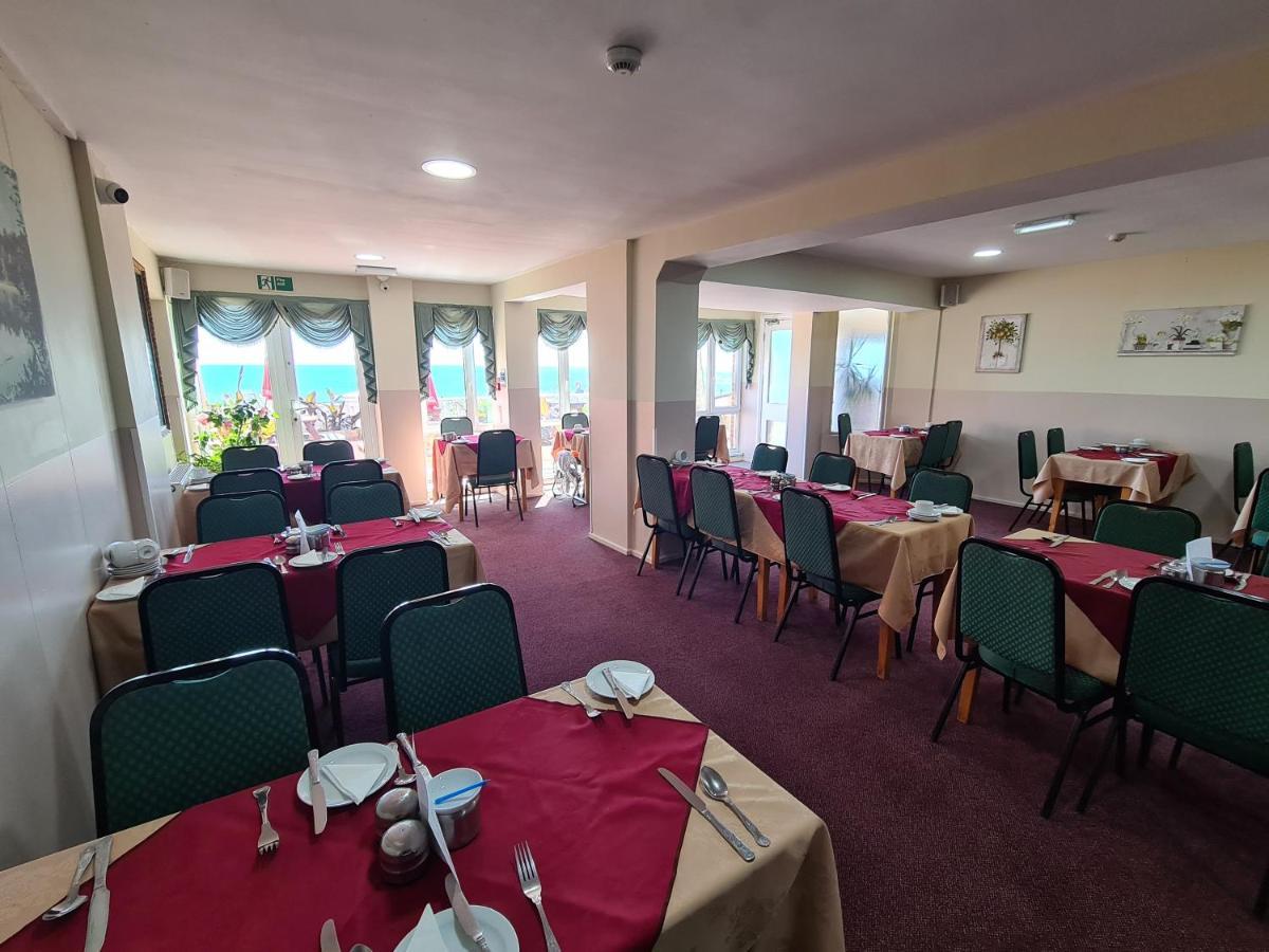 Hotel Maria Sandown Esterno foto